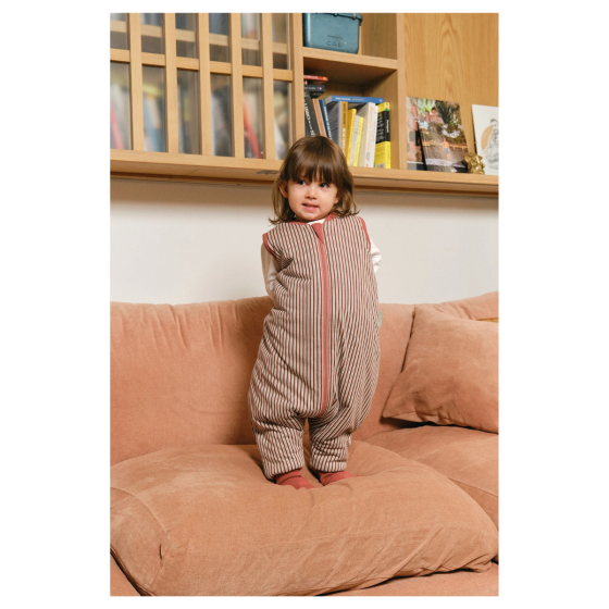 SACO DE DORMIR C/PERNAS BURGUNDY STRIPES - TOG2.5 - 1 ANO